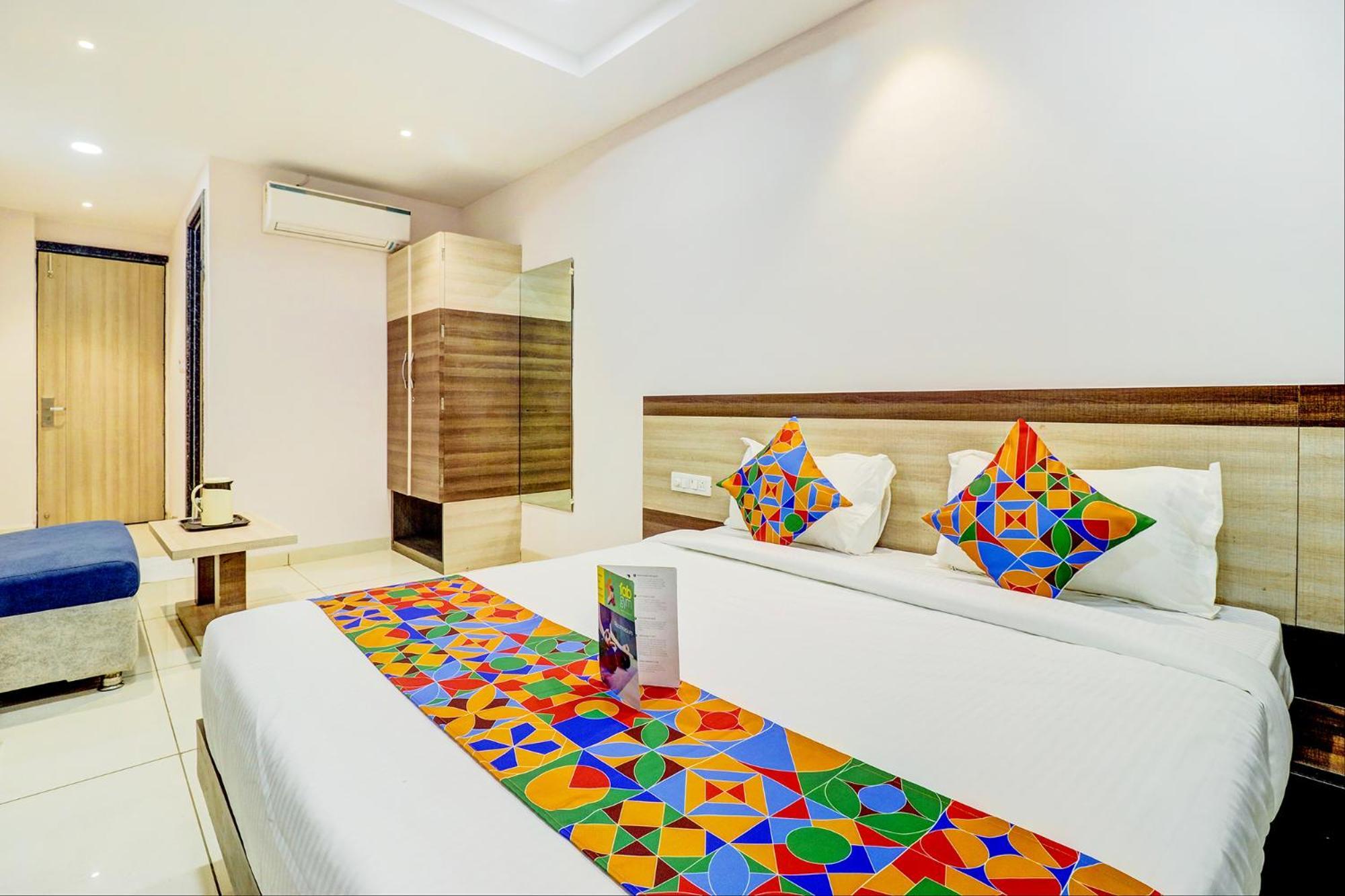 Fabhotel Meera Palace Hotel Indore